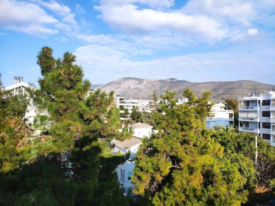 Spacious Apt! Glyfada Downtown! Next To The Beach! Apartment Athens Exterior photo